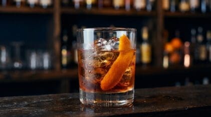 Arnold Palmer cocktail in rocks glass with clear ice