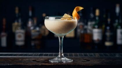 Bee's Kiss Cocktail cocktail photo