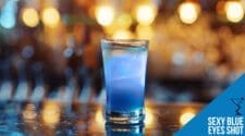 Sexy Blue Eyes Shot Recipe: A Vibrant Raspberry & Blueberry Mix